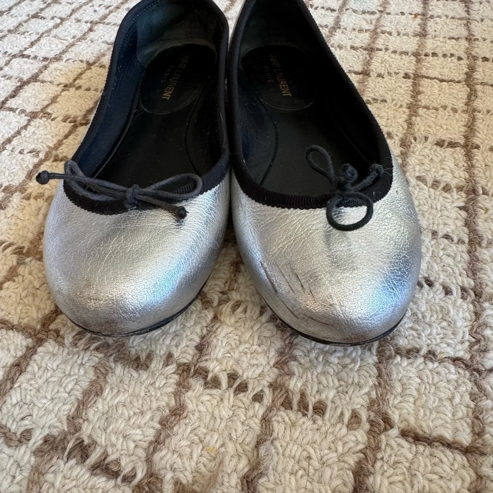 Saint Laurent Metallic Silver Flats - Picture 2 of 5